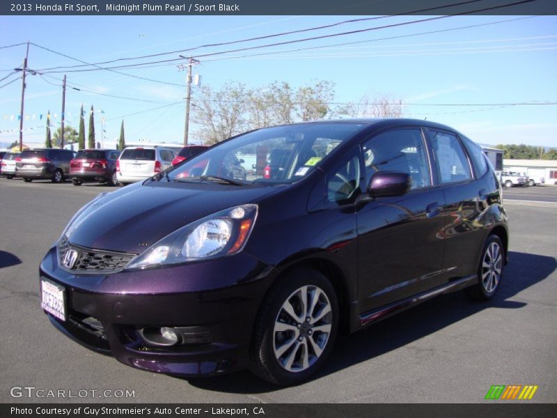 Front 3/4 View of 2013 Fit Sport