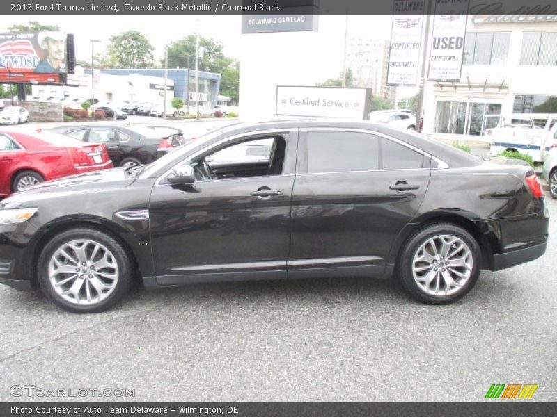 Tuxedo Black Metallic / Charcoal Black 2013 Ford Taurus Limited