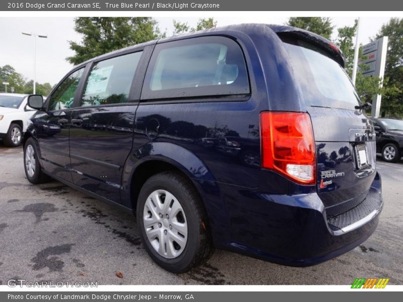 True Blue Pearl / Black/Light Graystone 2016 Dodge Grand Caravan SE