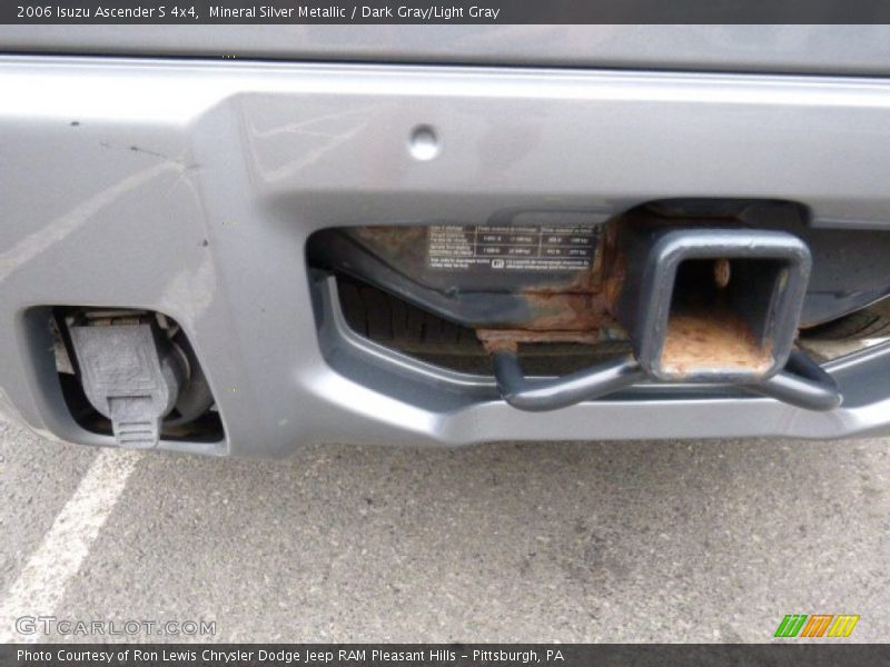Mineral Silver Metallic / Dark Gray/Light Gray 2006 Isuzu Ascender S 4x4