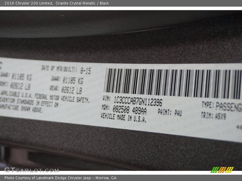 Granite Crystal Metallic / Black 2016 Chrysler 200 Limited