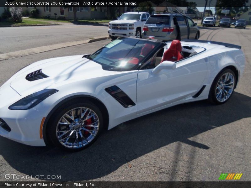 Front 3/4 View of 2016 Corvette Z06 Convertible