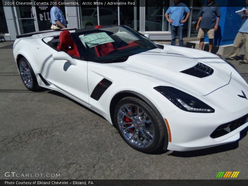 Arctic White / Adrenaline Red 2016 Chevrolet Corvette Z06 Convertible