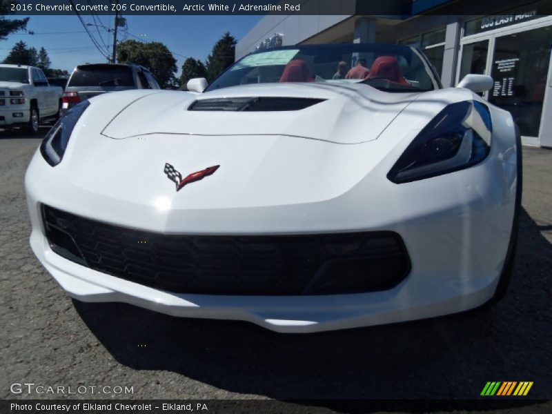 Arctic White / Adrenaline Red 2016 Chevrolet Corvette Z06 Convertible