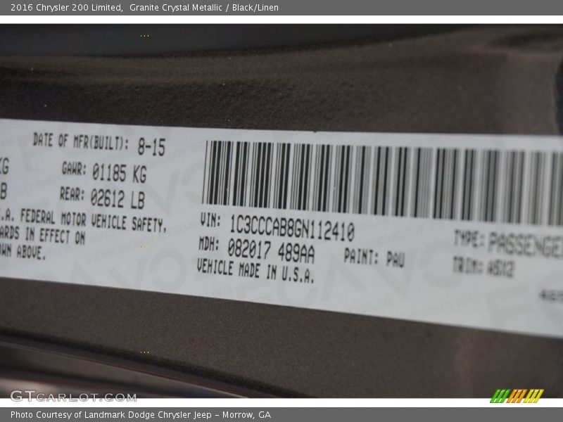 Granite Crystal Metallic / Black/Linen 2016 Chrysler 200 Limited