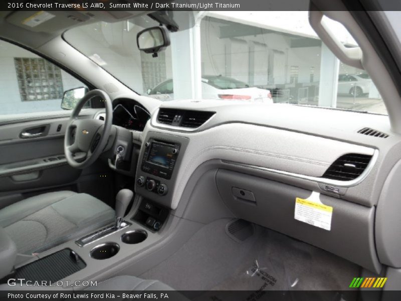 Summit White / Dark Titanium/Light Titanium 2016 Chevrolet Traverse LS AWD
