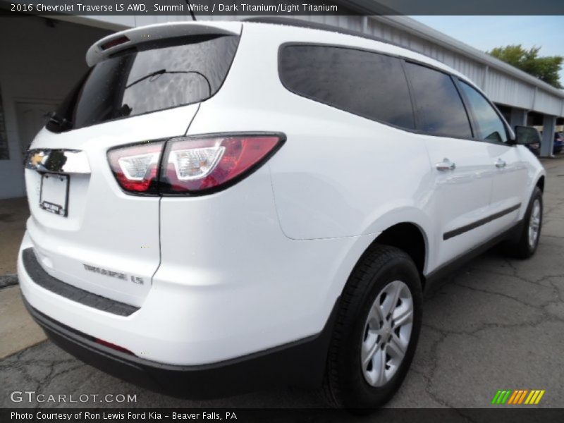 Summit White / Dark Titanium/Light Titanium 2016 Chevrolet Traverse LS AWD