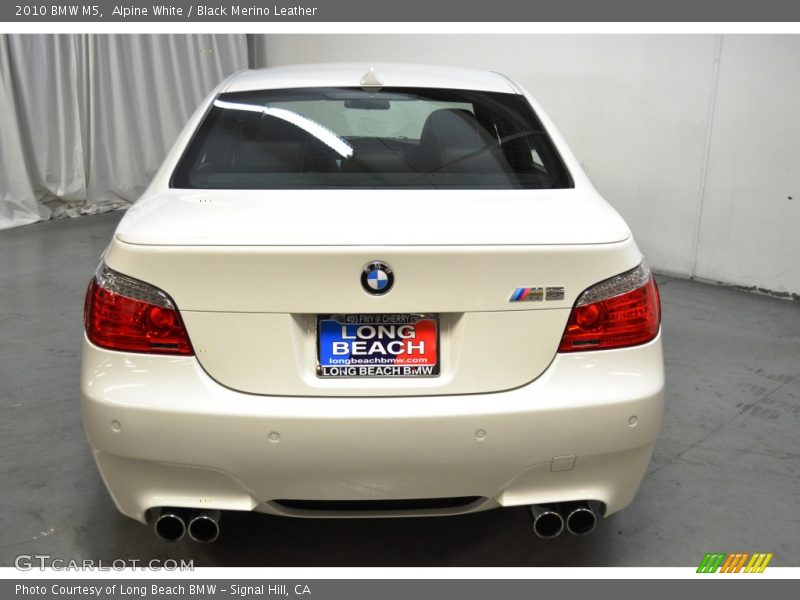 Alpine White / Black Merino Leather 2010 BMW M5