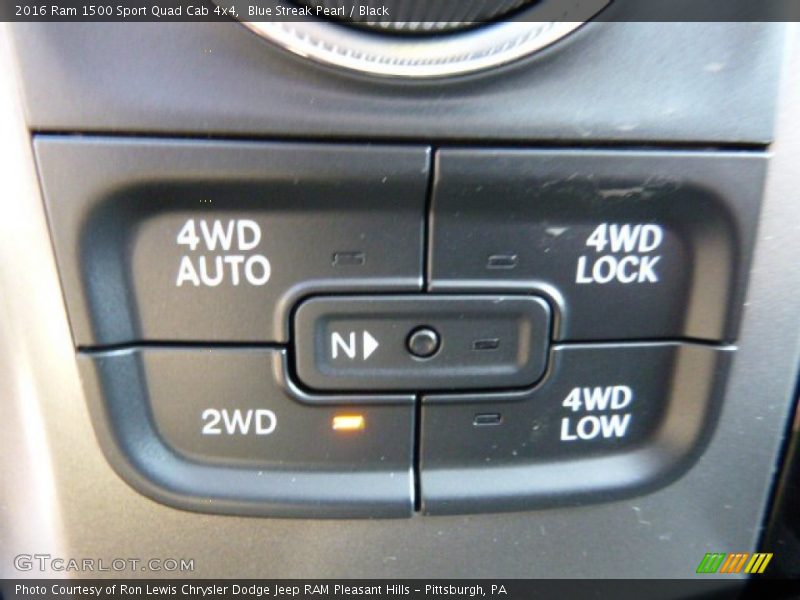 Controls of 2016 1500 Sport Quad Cab 4x4