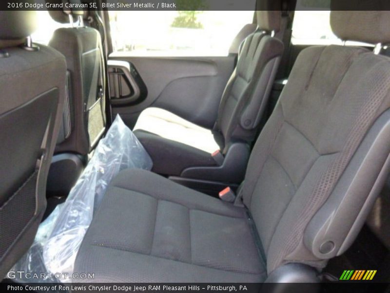 Billet Silver Metallic / Black 2016 Dodge Grand Caravan SE