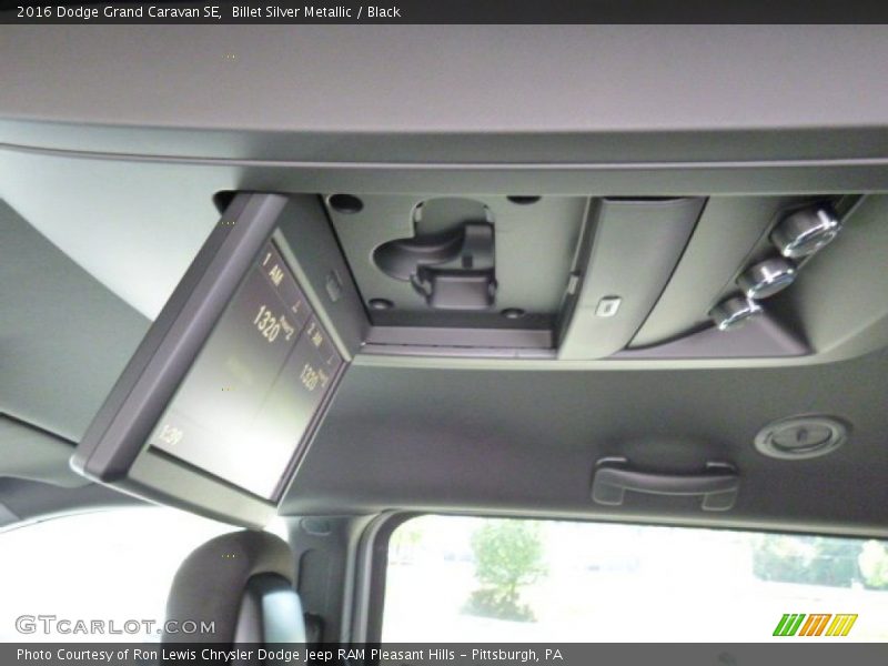 Billet Silver Metallic / Black 2016 Dodge Grand Caravan SE