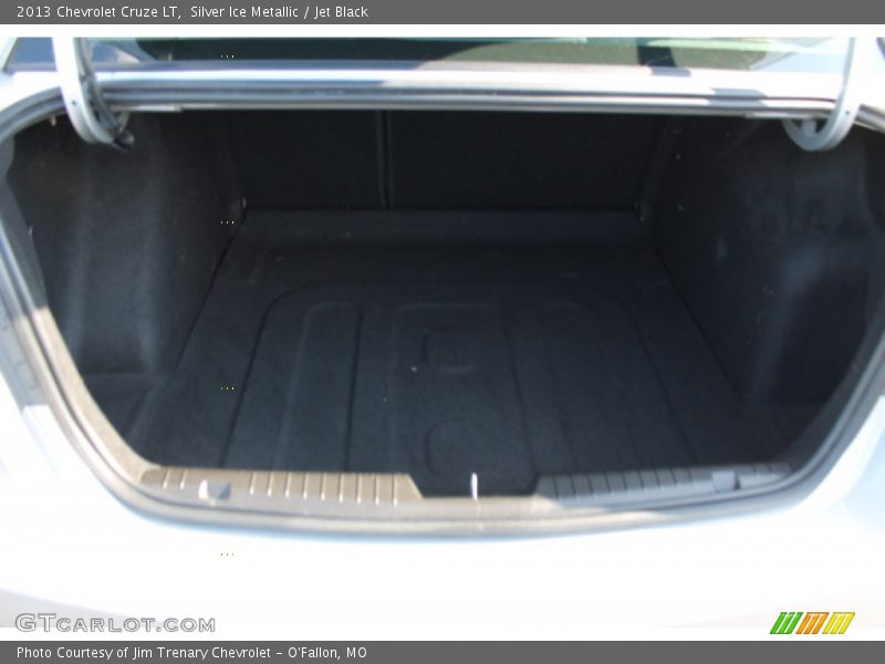 Silver Ice Metallic / Jet Black 2013 Chevrolet Cruze LT