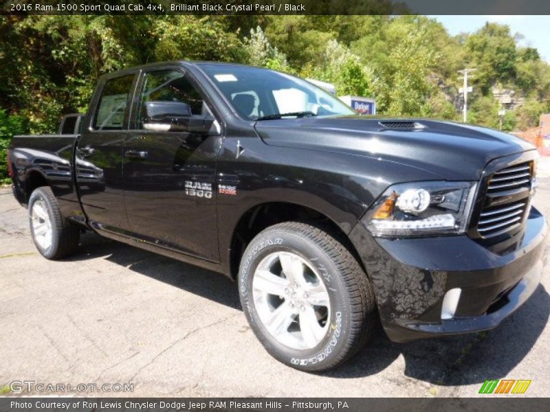 Front 3/4 View of 2016 1500 Sport Quad Cab 4x4