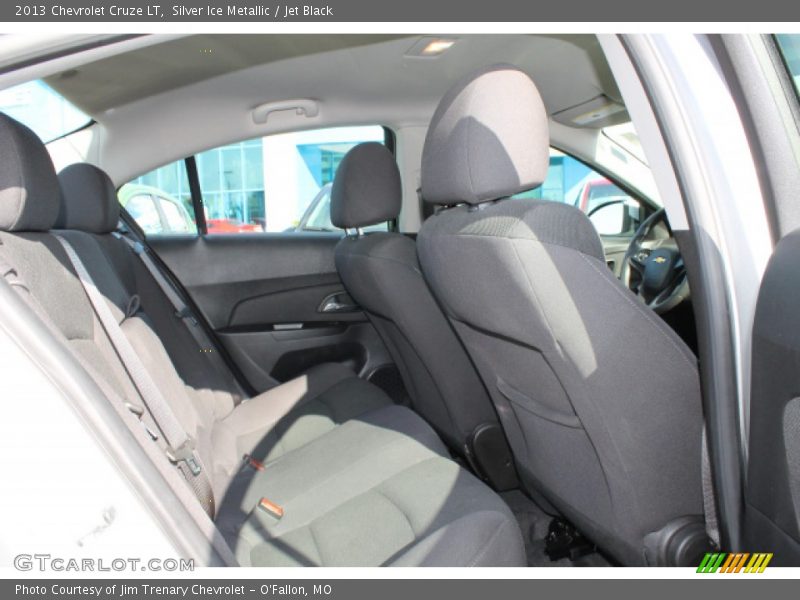 Silver Ice Metallic / Jet Black 2013 Chevrolet Cruze LT