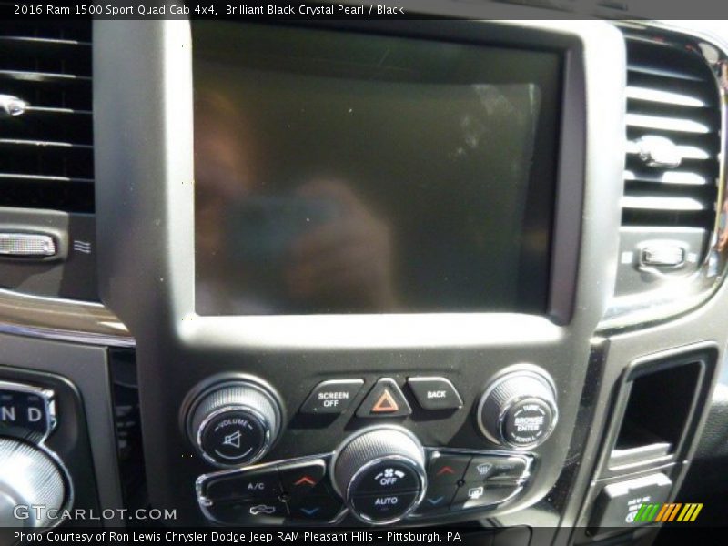 Controls of 2016 1500 Sport Quad Cab 4x4