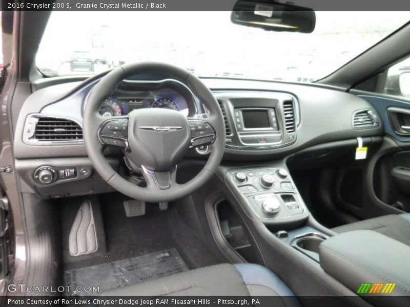 Granite Crystal Metallic / Black 2016 Chrysler 200 S