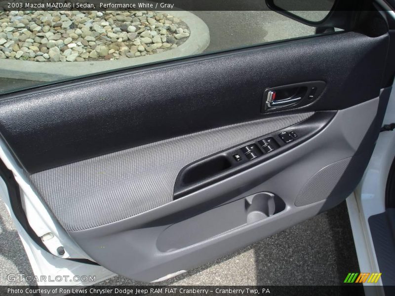 Performance White / Gray 2003 Mazda MAZDA6 i Sedan