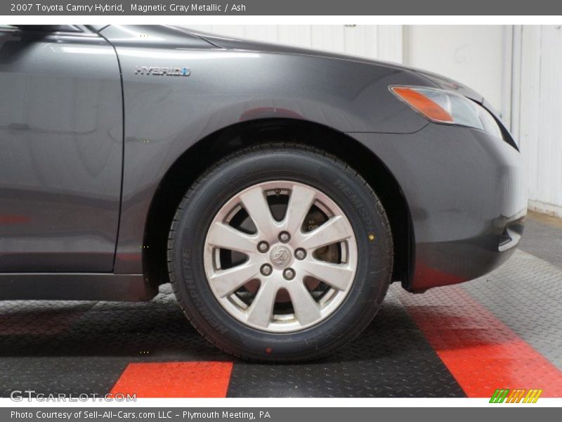 Magnetic Gray Metallic / Ash 2007 Toyota Camry Hybrid