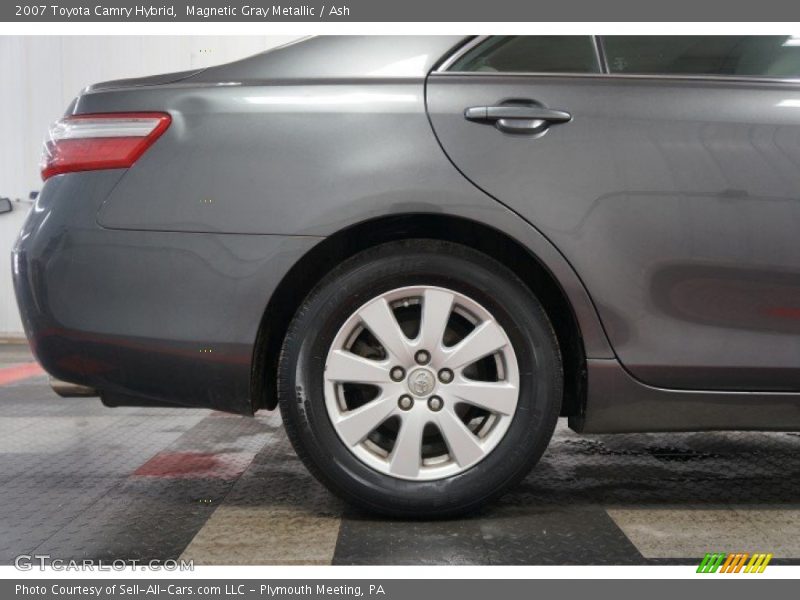 Magnetic Gray Metallic / Ash 2007 Toyota Camry Hybrid