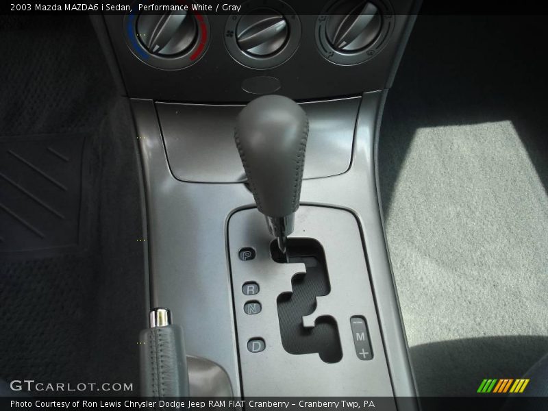 Performance White / Gray 2003 Mazda MAZDA6 i Sedan