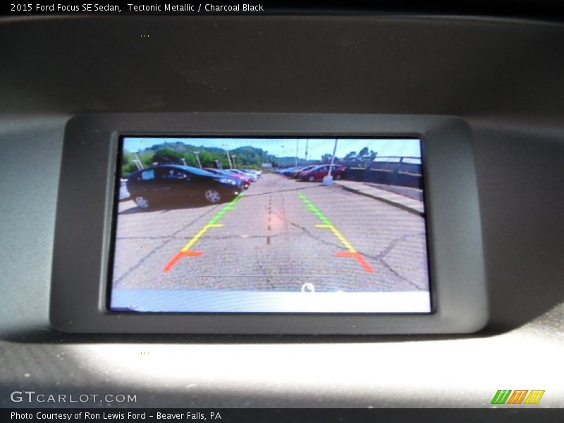 Tectonic Metallic / Charcoal Black 2015 Ford Focus SE Sedan