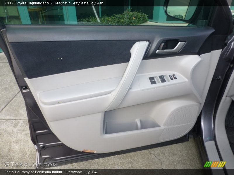 Magnetic Gray Metallic / Ash 2012 Toyota Highlander V6