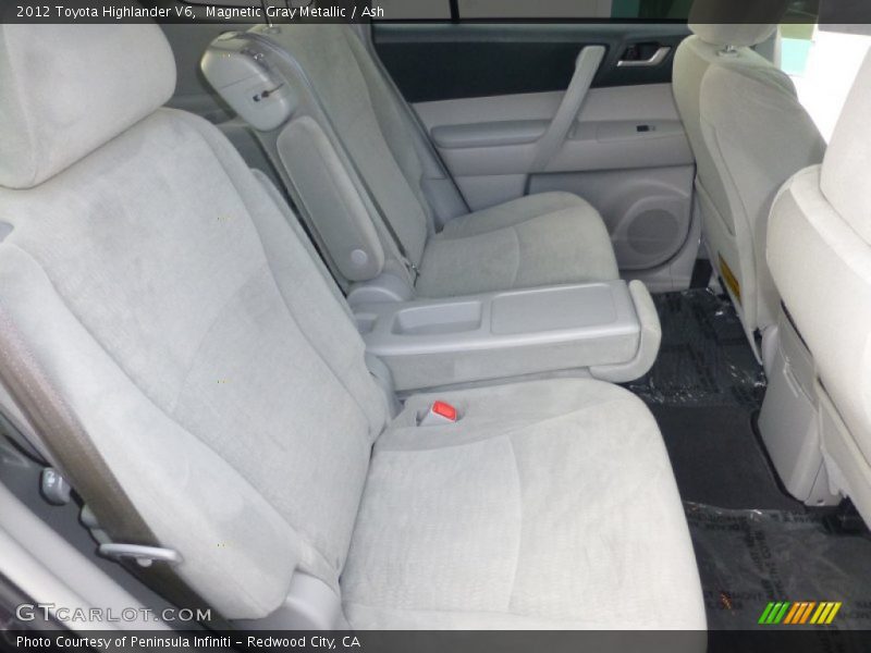 Magnetic Gray Metallic / Ash 2012 Toyota Highlander V6