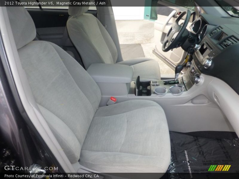Magnetic Gray Metallic / Ash 2012 Toyota Highlander V6