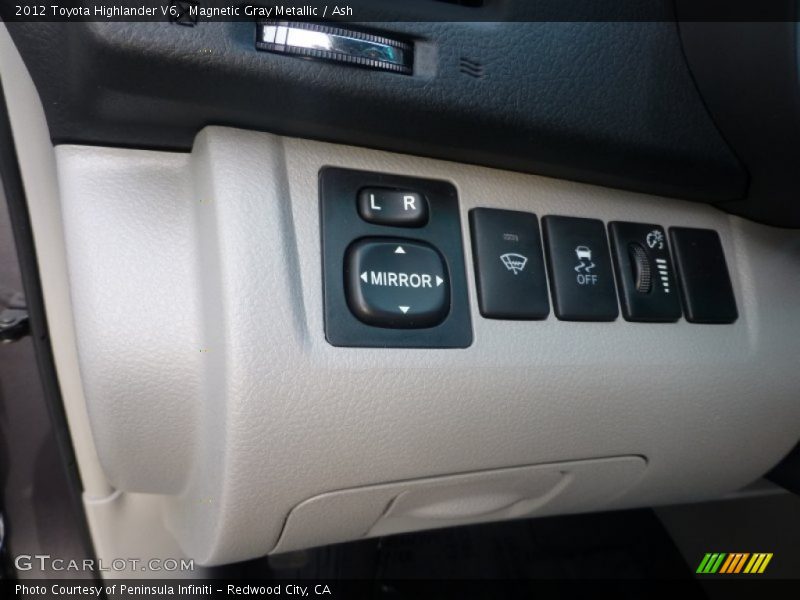 Magnetic Gray Metallic / Ash 2012 Toyota Highlander V6
