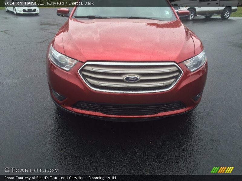 Ruby Red / Charcoal Black 2014 Ford Taurus SEL