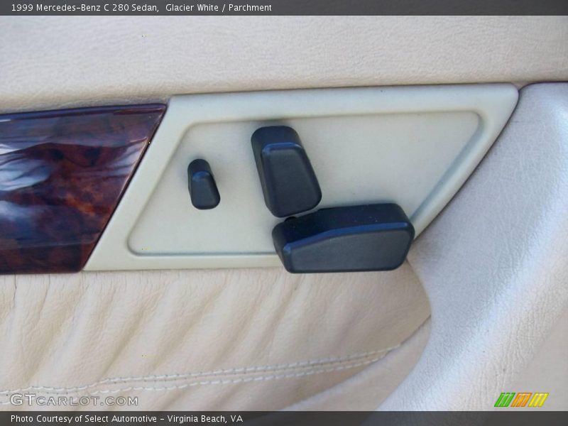Glacier White / Parchment 1999 Mercedes-Benz C 280 Sedan