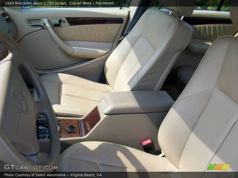 Glacier White / Parchment 1999 Mercedes-Benz C 280 Sedan