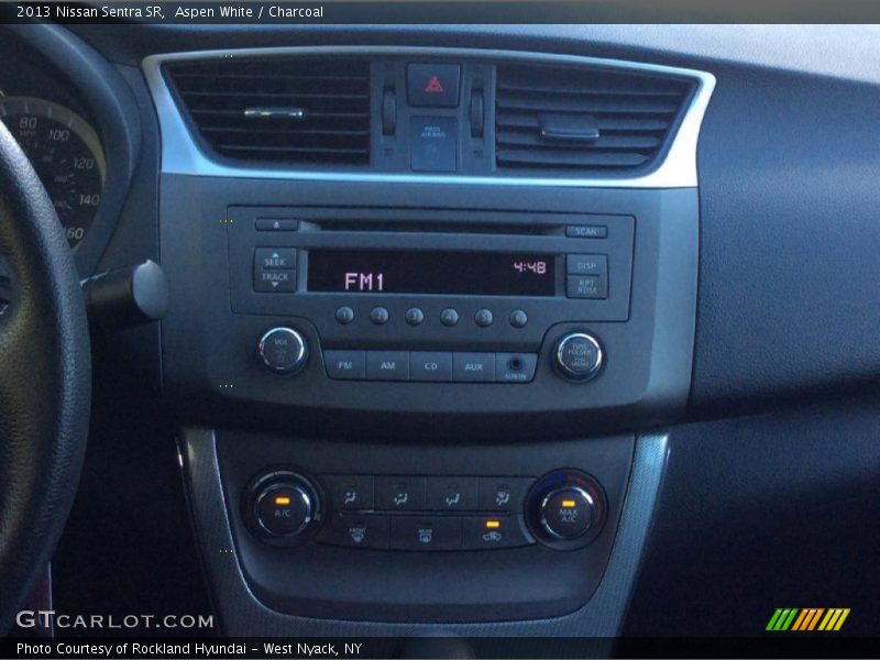 Aspen White / Charcoal 2013 Nissan Sentra SR