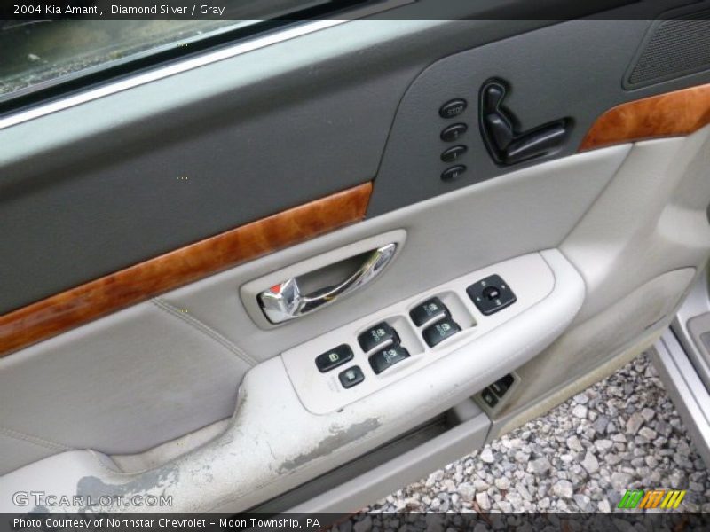 Diamond Silver / Gray 2004 Kia Amanti