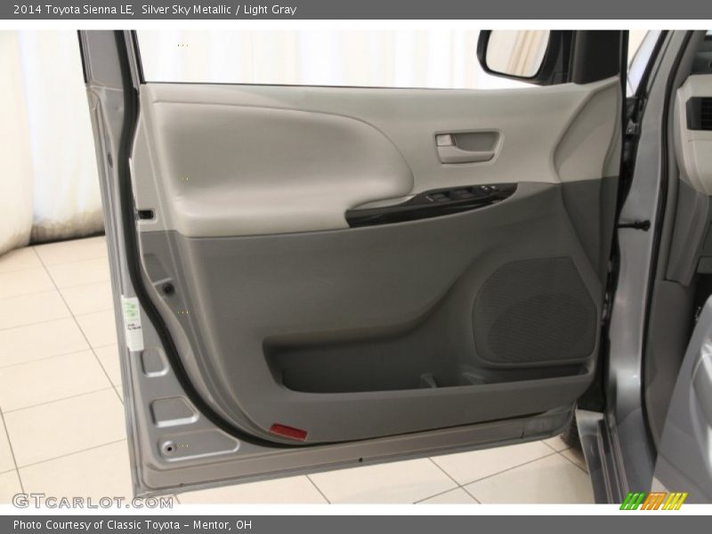 Silver Sky Metallic / Light Gray 2014 Toyota Sienna LE