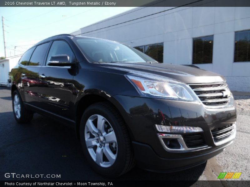 Tungsten Metallic / Ebony 2016 Chevrolet Traverse LT AWD