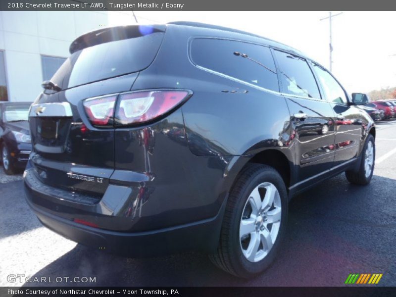 Tungsten Metallic / Ebony 2016 Chevrolet Traverse LT AWD