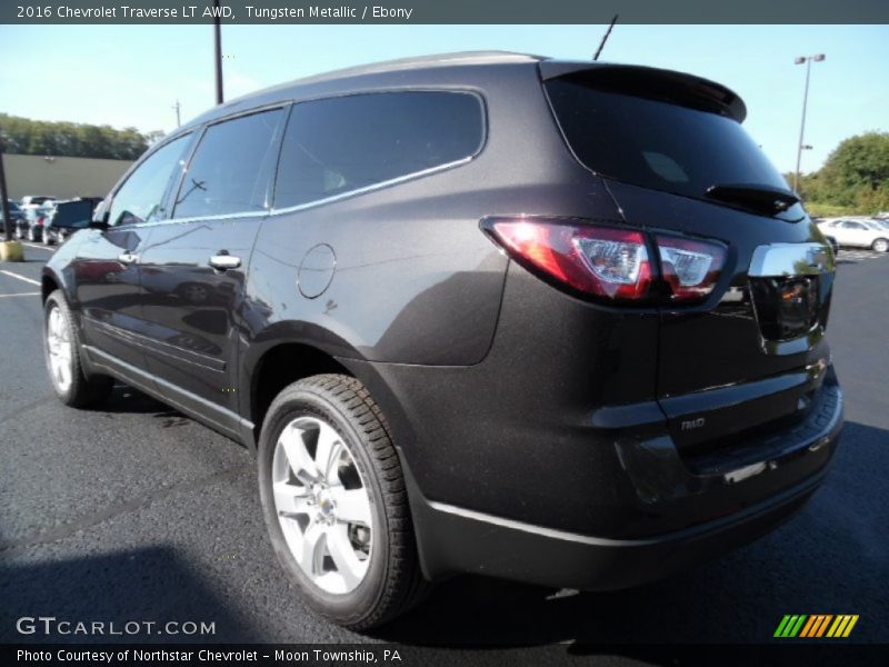 Tungsten Metallic / Ebony 2016 Chevrolet Traverse LT AWD
