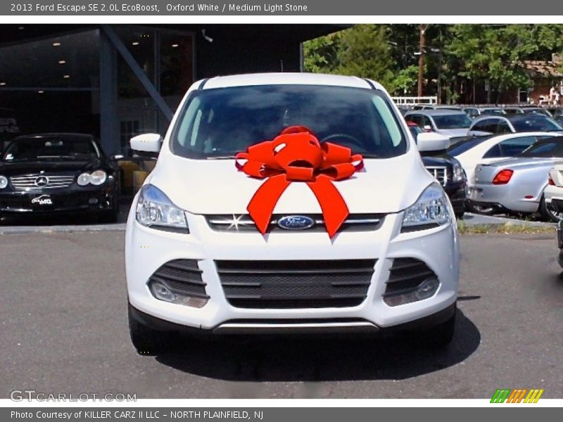 Oxford White / Medium Light Stone 2013 Ford Escape SE 2.0L EcoBoost