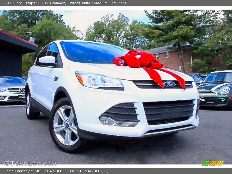 Oxford White / Medium Light Stone 2013 Ford Escape SE 2.0L EcoBoost