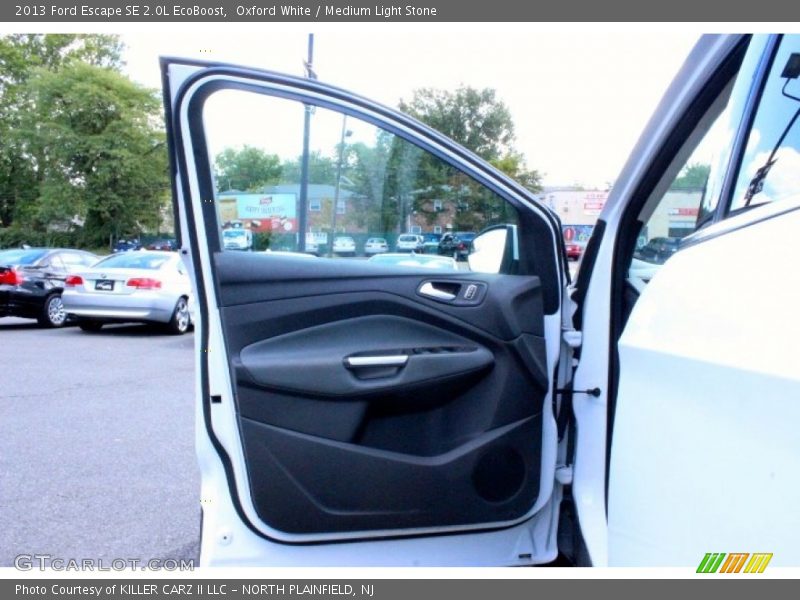 Oxford White / Medium Light Stone 2013 Ford Escape SE 2.0L EcoBoost