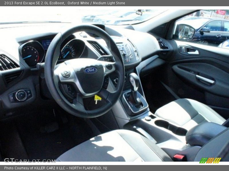 Oxford White / Medium Light Stone 2013 Ford Escape SE 2.0L EcoBoost