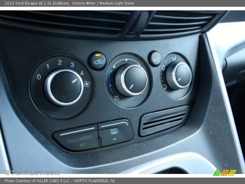 Oxford White / Medium Light Stone 2013 Ford Escape SE 2.0L EcoBoost