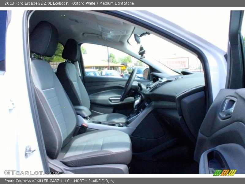 Oxford White / Medium Light Stone 2013 Ford Escape SE 2.0L EcoBoost