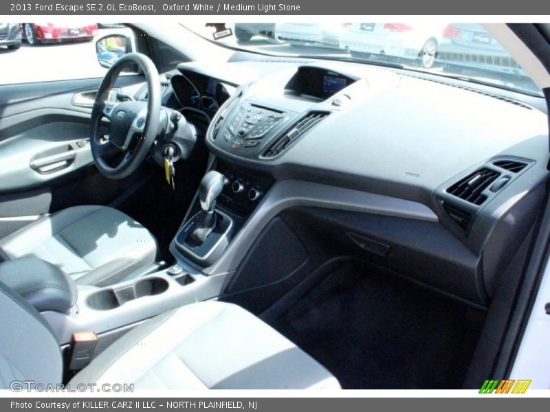 Oxford White / Medium Light Stone 2013 Ford Escape SE 2.0L EcoBoost