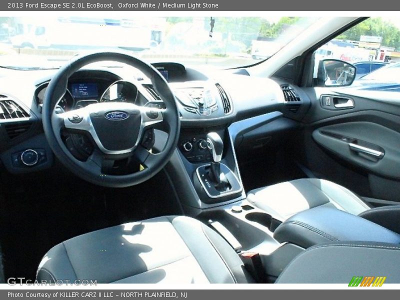 Oxford White / Medium Light Stone 2013 Ford Escape SE 2.0L EcoBoost