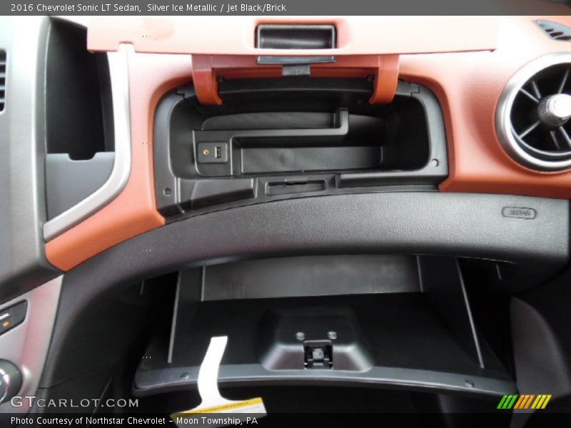 Silver Ice Metallic / Jet Black/Brick 2016 Chevrolet Sonic LT Sedan
