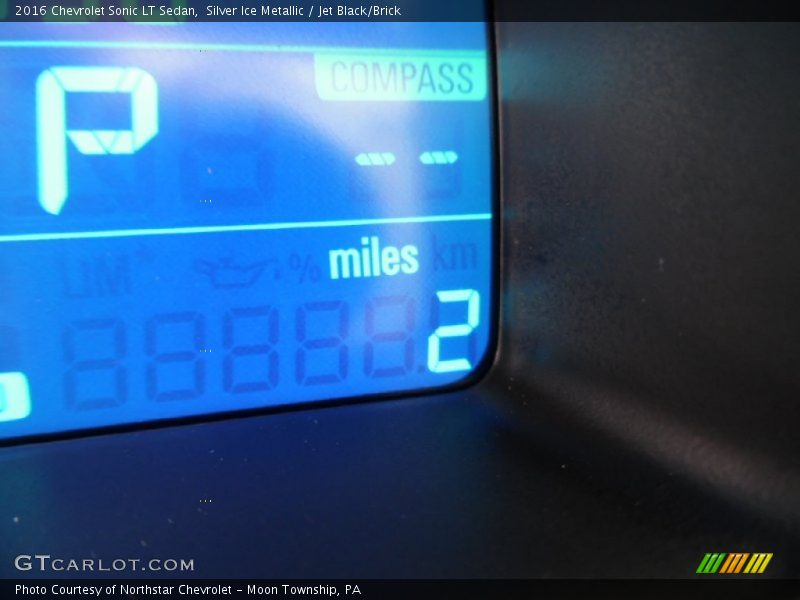 Silver Ice Metallic / Jet Black/Brick 2016 Chevrolet Sonic LT Sedan