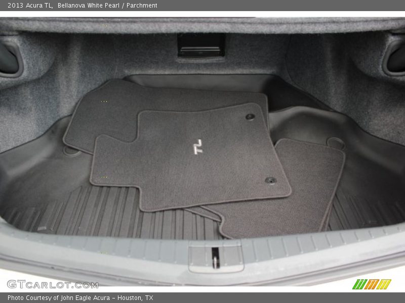 Bellanova White Pearl / Parchment 2013 Acura TL