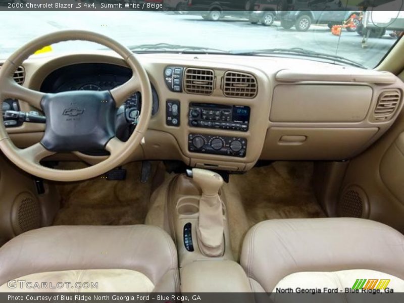 Summit White / Beige 2000 Chevrolet Blazer LS 4x4